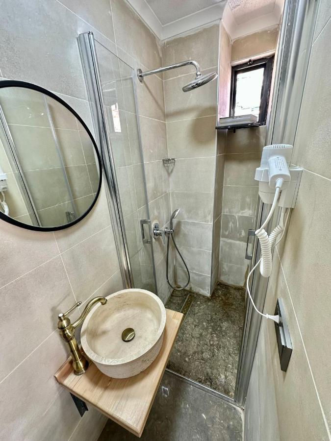 Elegance House Hotel Istanbul Bagian luar foto