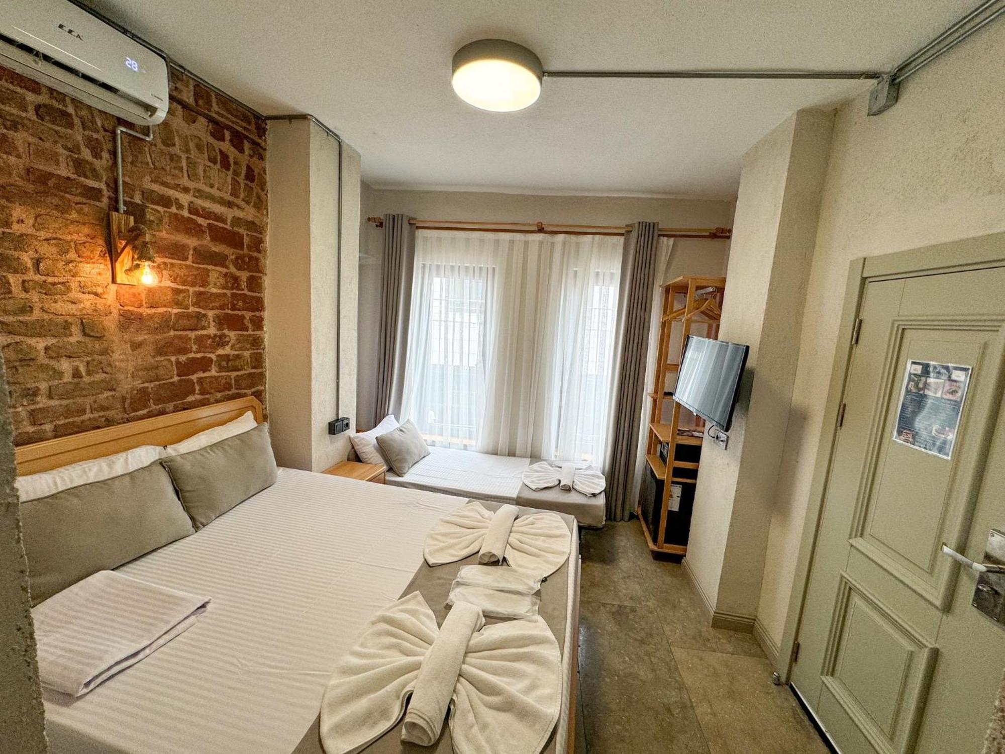 Elegance House Hotel Istanbul Bagian luar foto